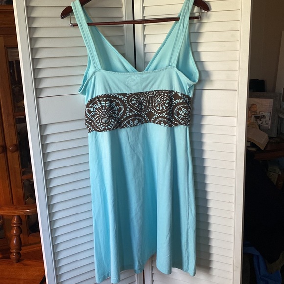 Patagonia cover up sundress. Size Large. Light blue with brown accent design. - Picture 4 of 11